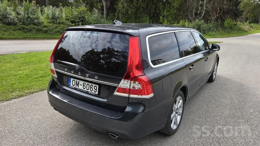Volvo V70 2016 photo 4