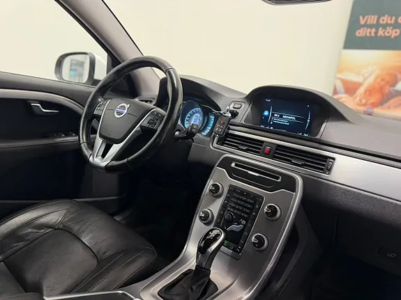 Volvo V70 2016 photo 2