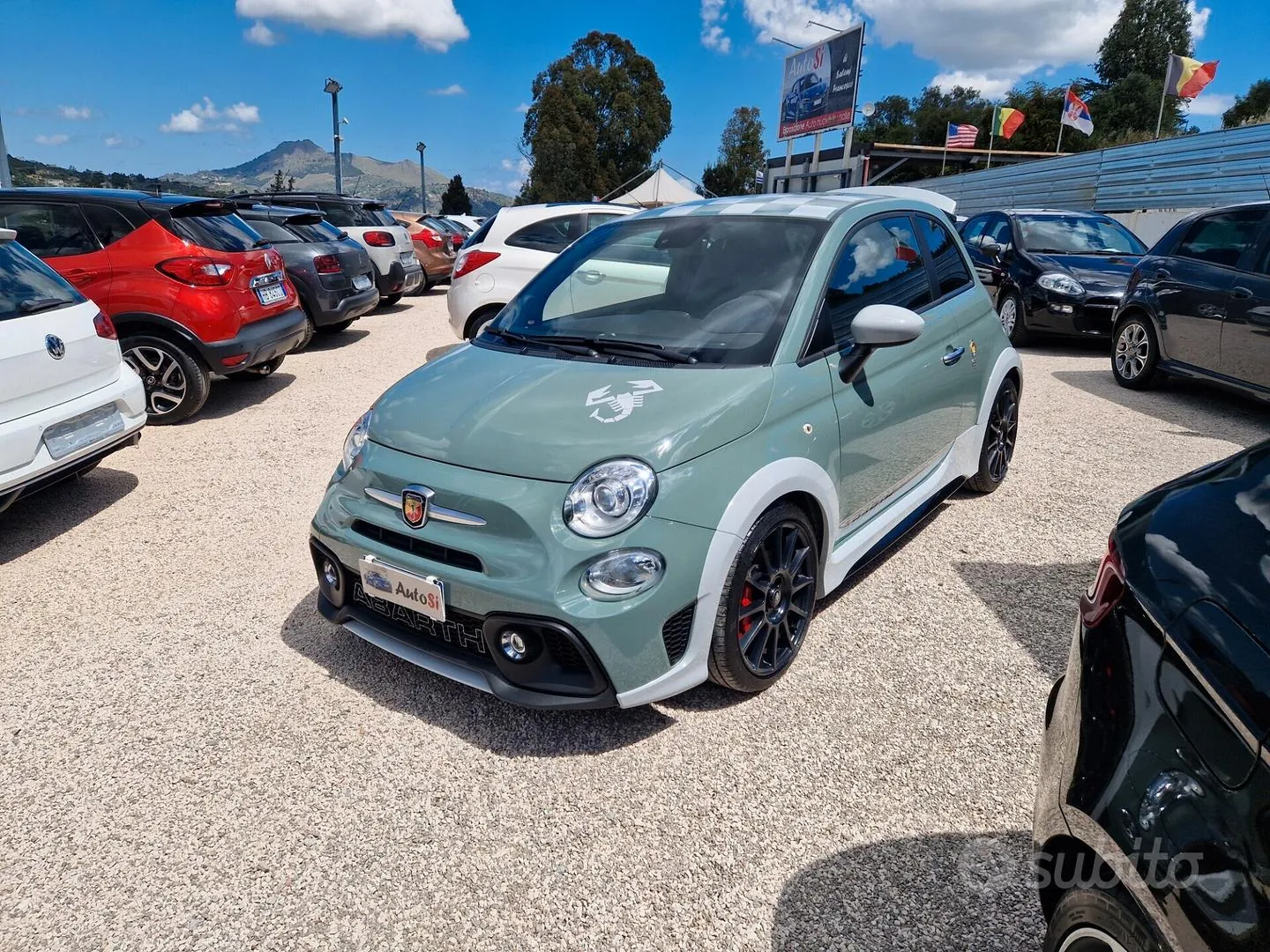 Abarth 695 2020 photo 2