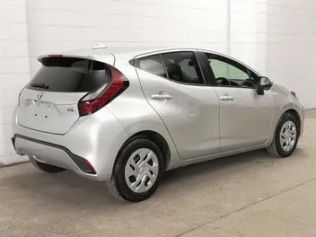 Toyota Aqua 2022 photo 3