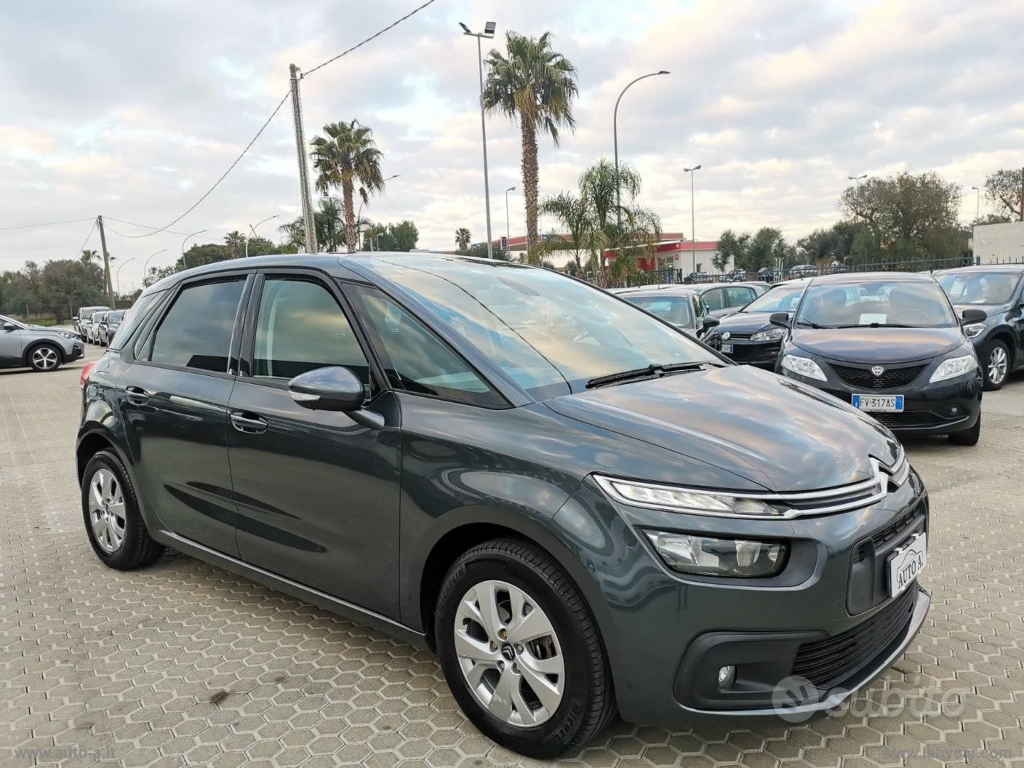 Citroen C4 Picasso 2016 photo 4