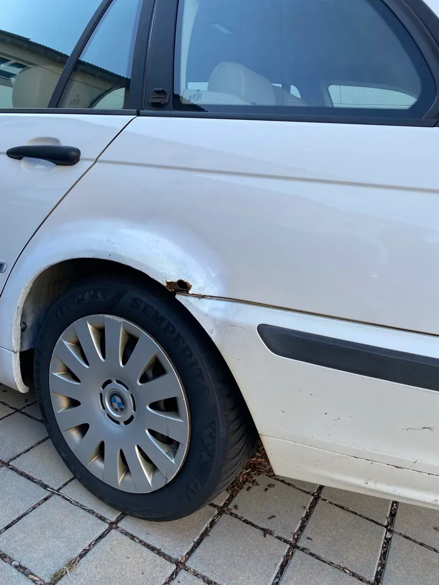 BMW 3 Series 2004 photo 3