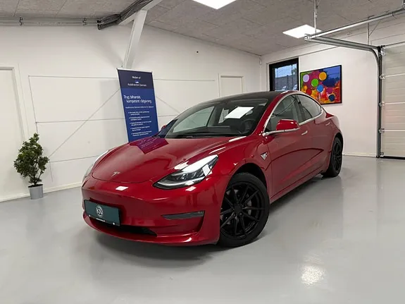 Tesla Model 3 2020 photo 2