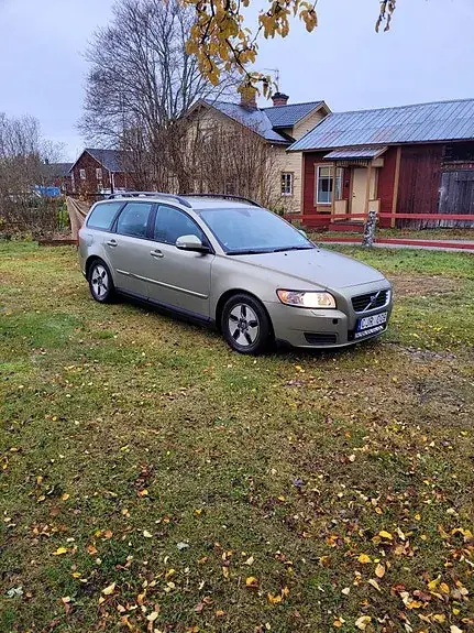 Volvo V50