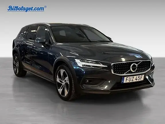 Volvo V60 Cross Country 2022 photo 3