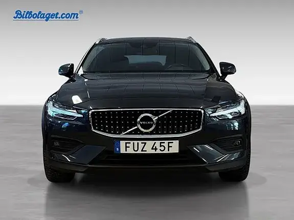 Volvo V60 Cross Country 2022 photo 2
