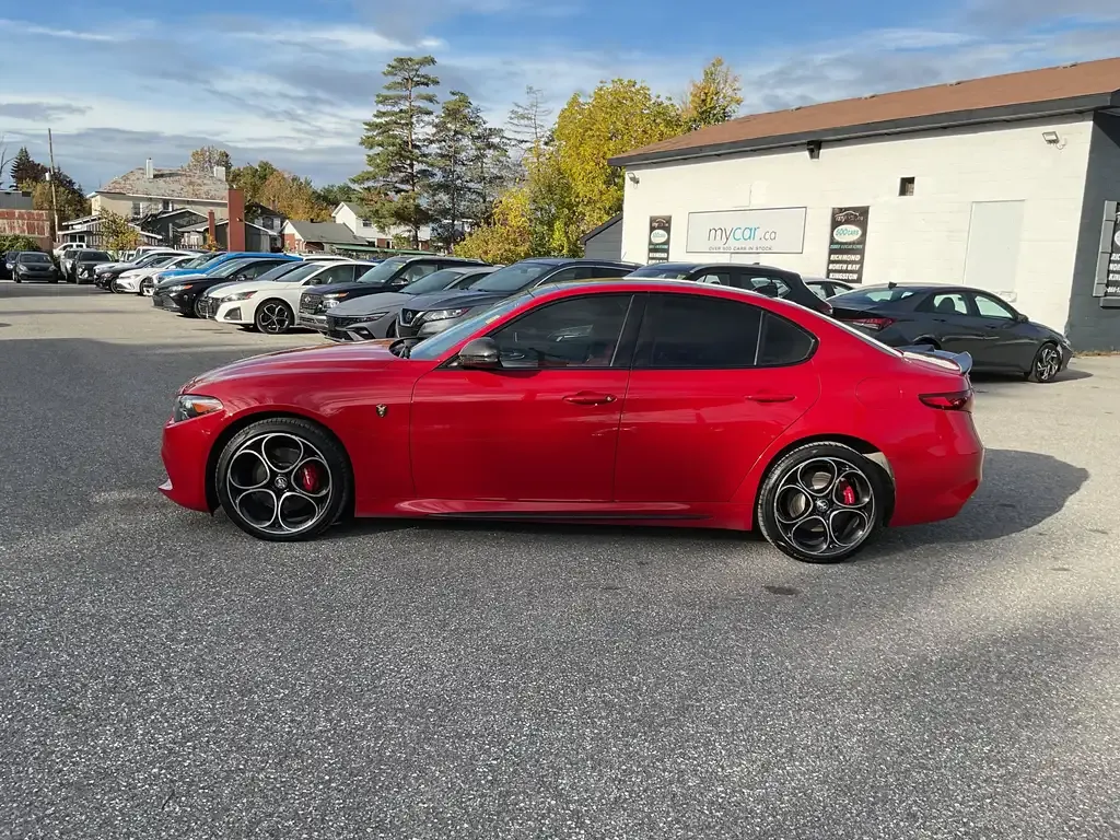 Alfa Romeo Giulia 2021 photo 2