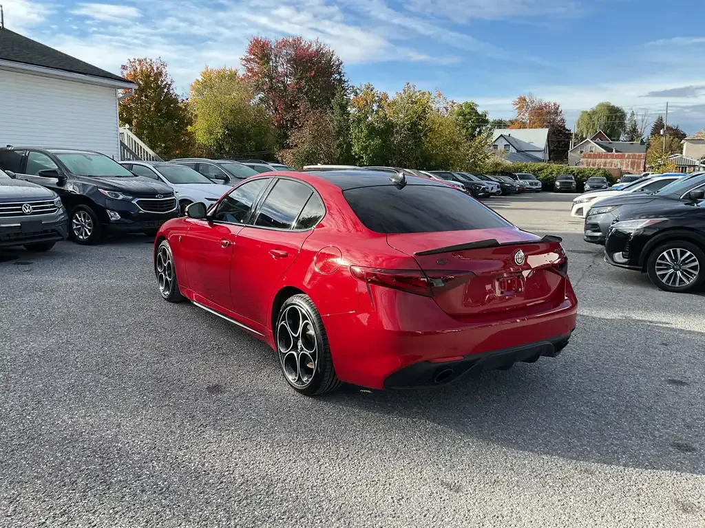 Alfa Romeo Giulia 2021 photo 4