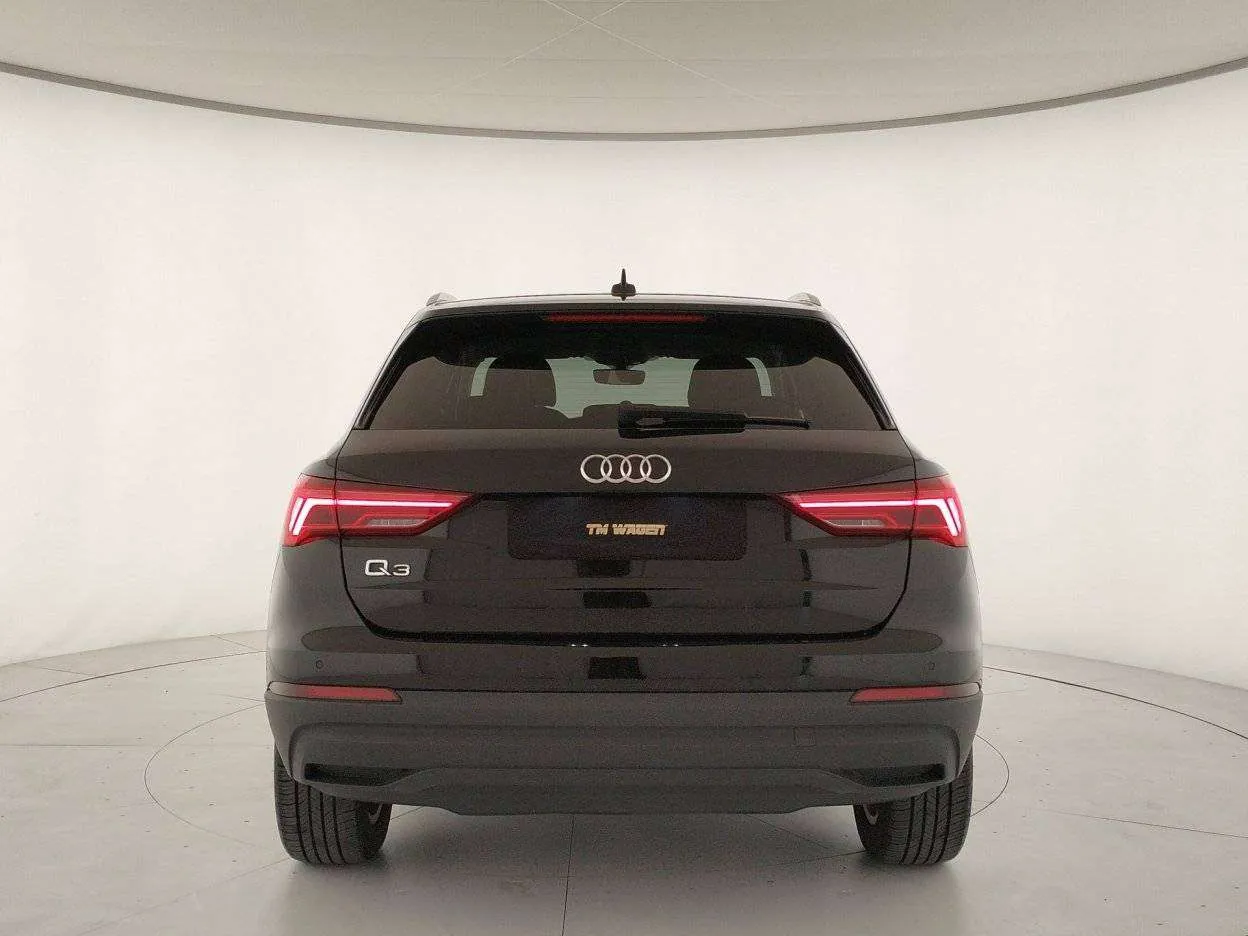 Audi Q3 2023 photo 5