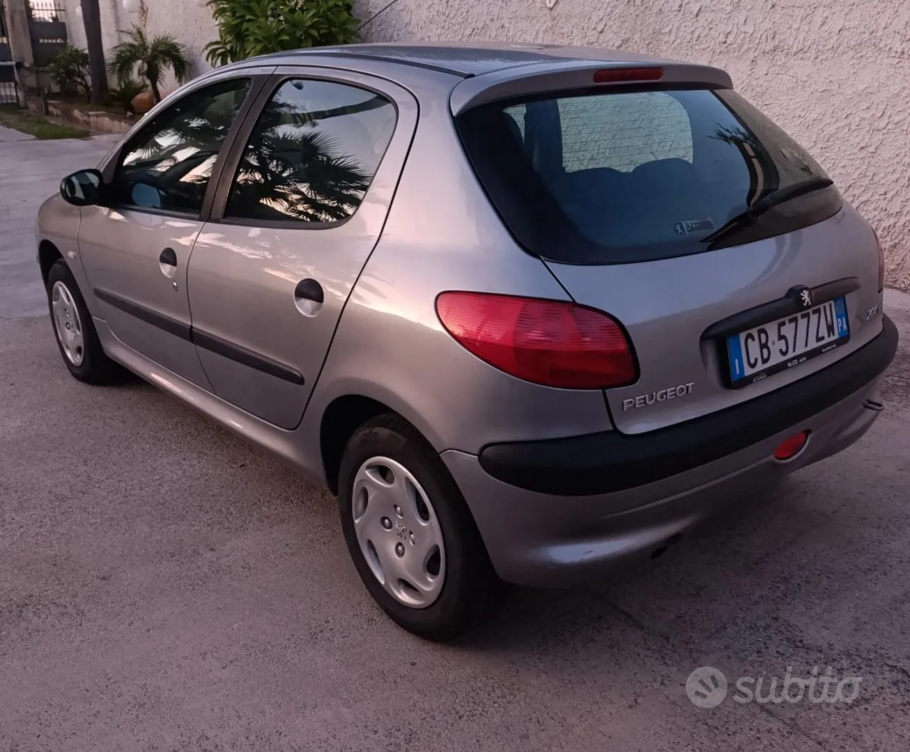 Peugeot 206 2002 photo 3