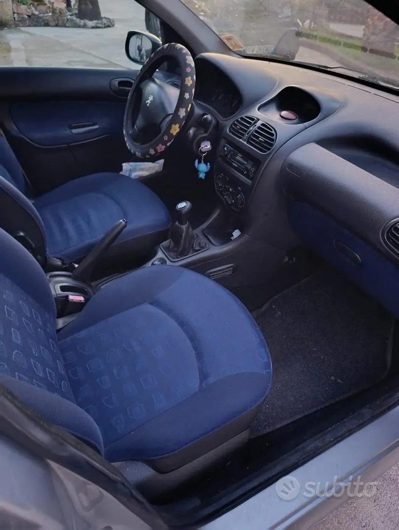 Peugeot 206 2002 photo 5