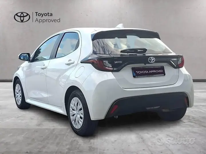 Toyota Yaris 2022 photo 3
