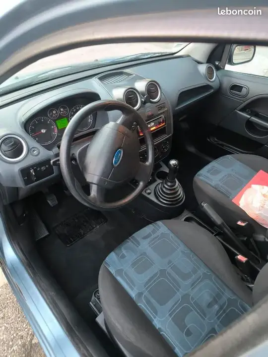 Ford Fiesta 2007 photo 5
