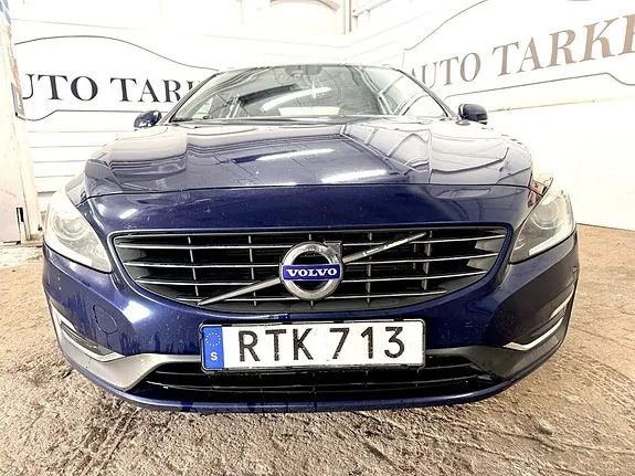 Volvo V60 2015 photo 2