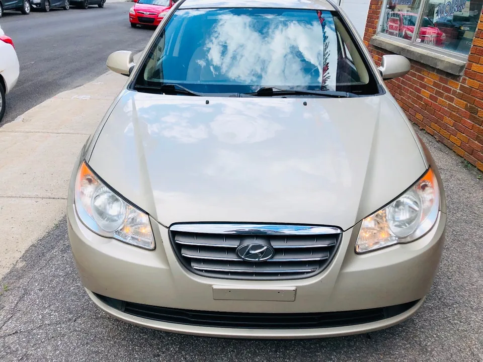 Hyundai Elantra 2008 photo 2