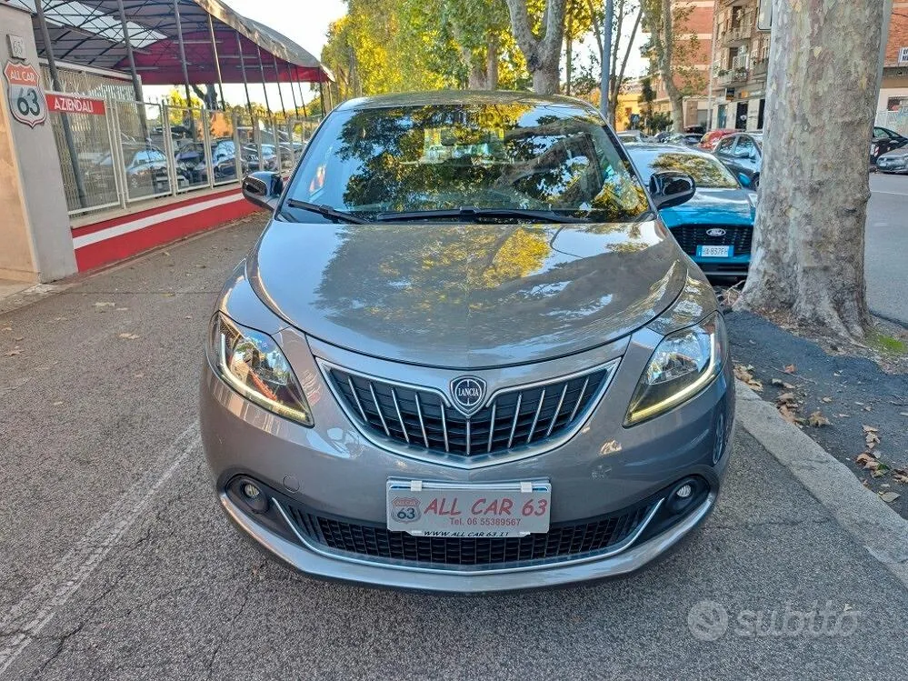Lancia Ypsilon 2022 photo 2