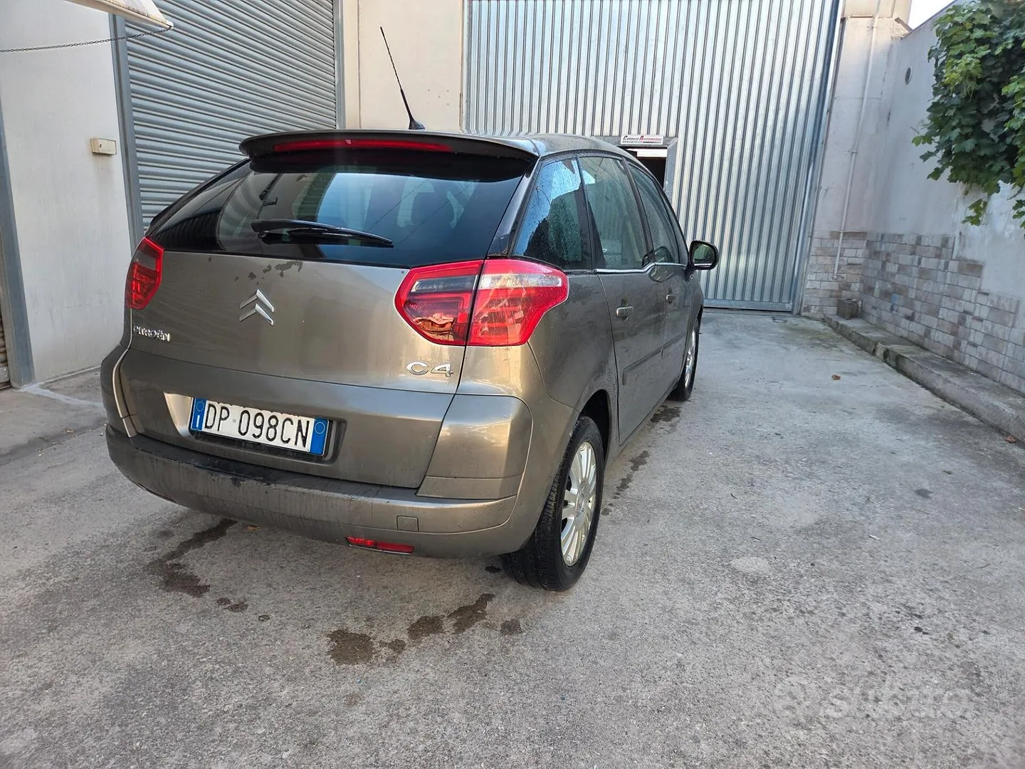 Citroen C4 Picasso 2008 photo 3