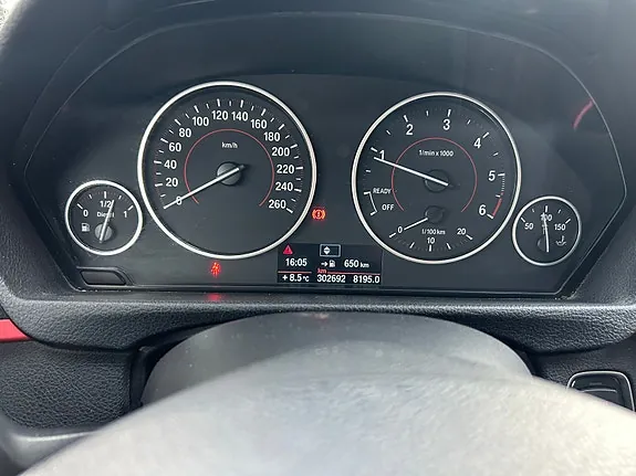 BMW 318D 2013 photo 5