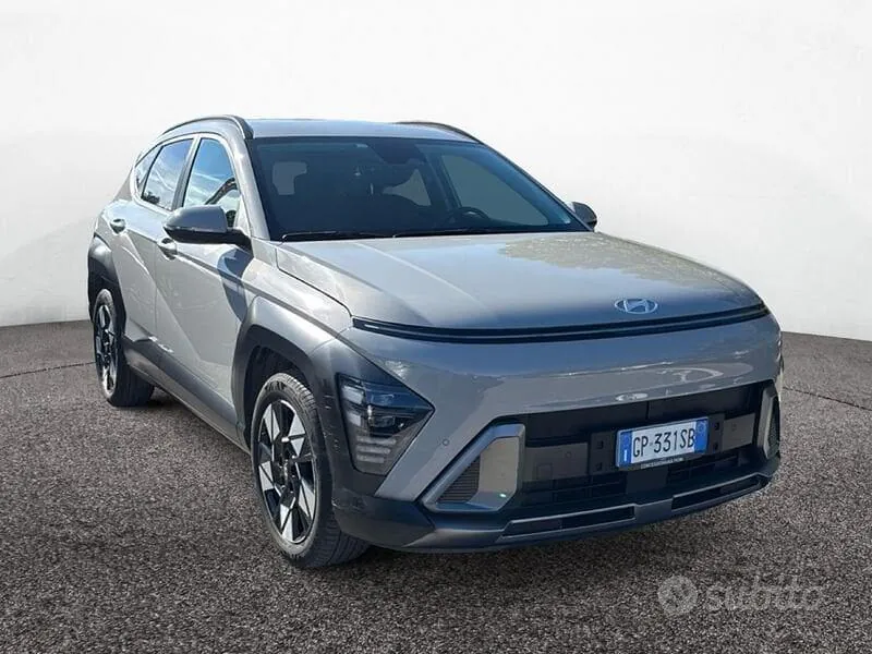 Hyundai Kona 2023 photo 2