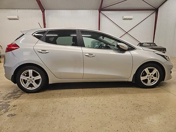 Kia Ceed 2016 photo 4