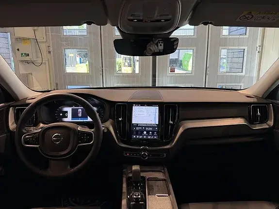 Volvo Xc60 2023 photo 5