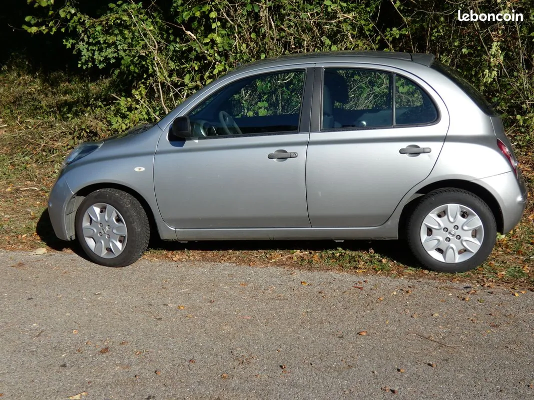 Nissan Micra 2009 photo 4