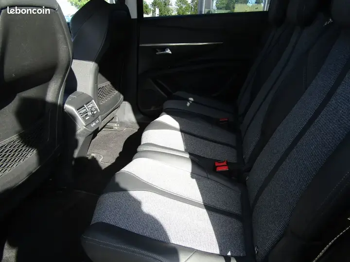 Peugeot 5008 2020 photo 5