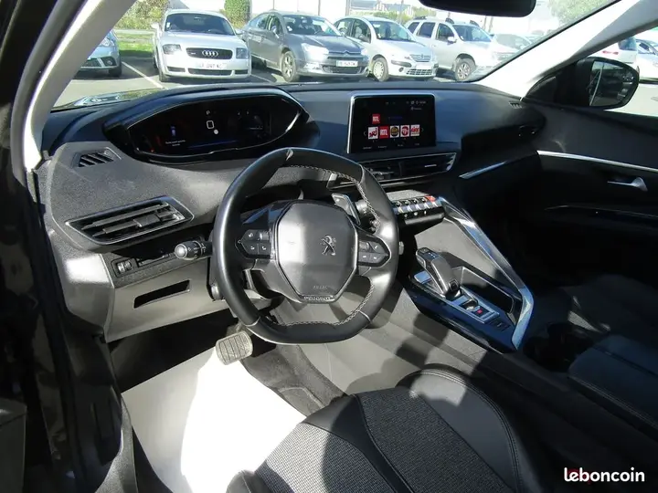Peugeot 5008 2020 photo 4