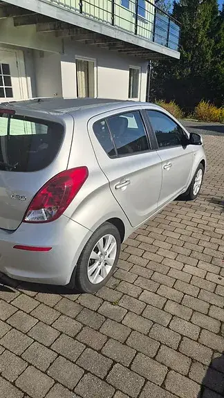 Hyundai I20