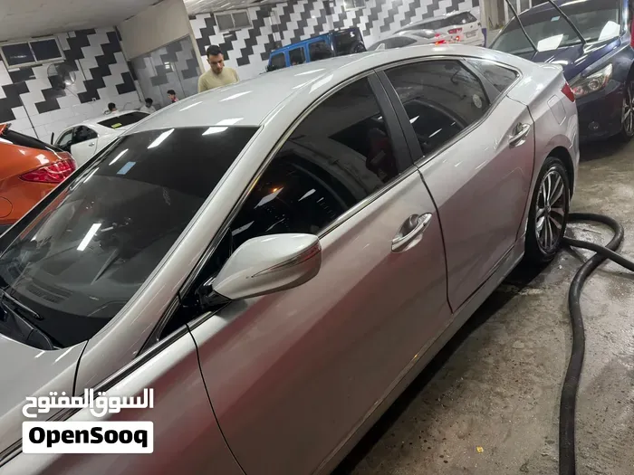 Hyundai Grandeur 2011 photo 3