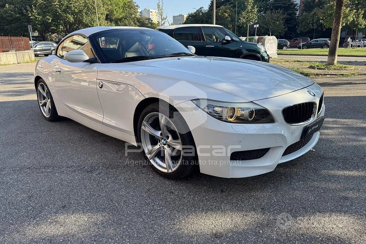 BMW Z4 2012 photo 3