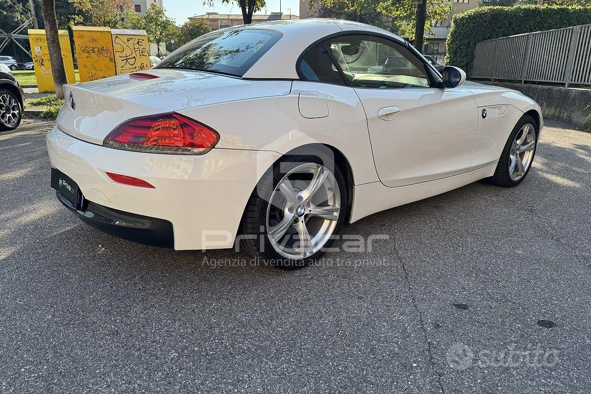 BMW Z4 2012 photo 5