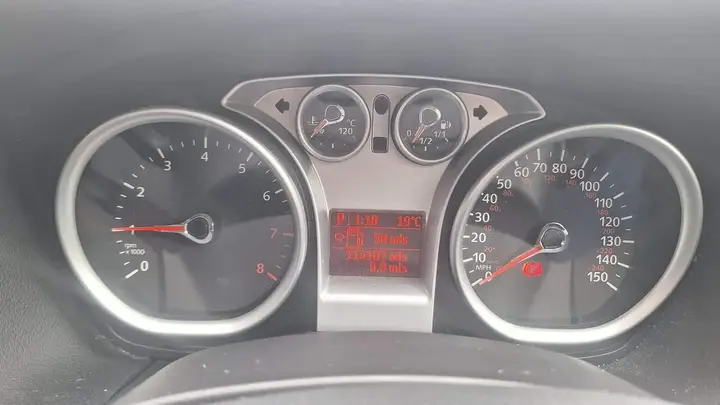 Ford Focus 2010 photo 5