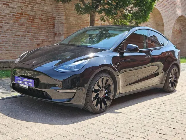 Tesla Model Y 2022 photo 3