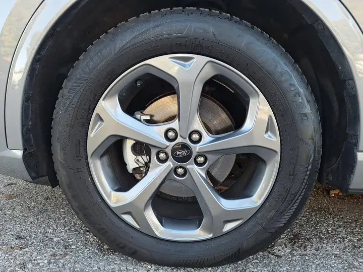 Ford Kuga 2025 photo 5