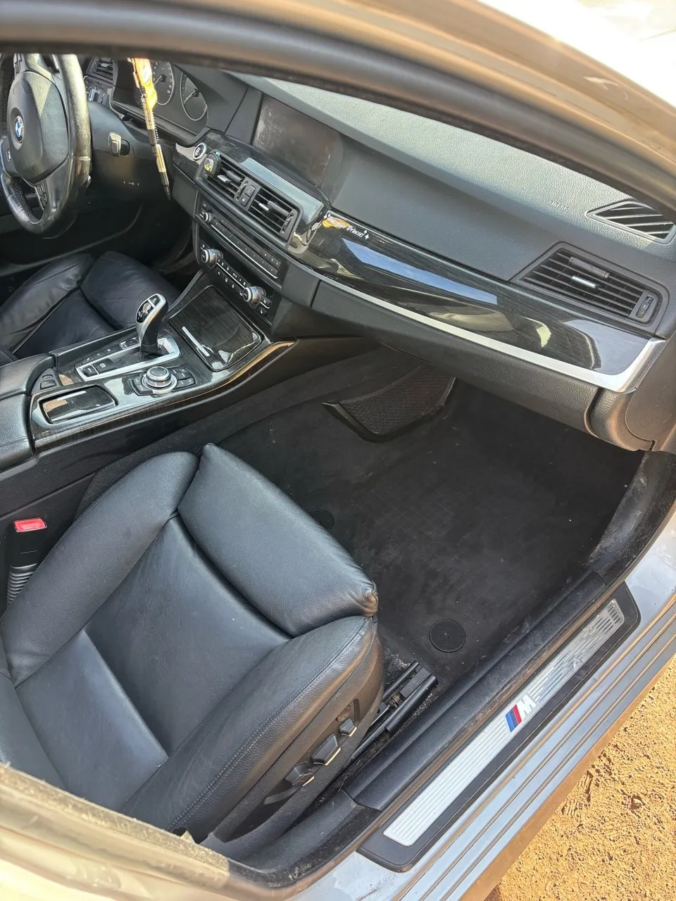 BMW 5Series 2011 photo 5