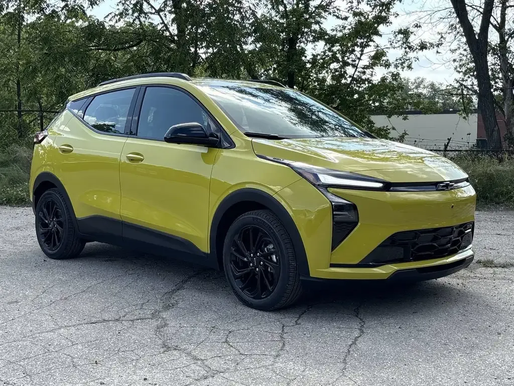 Chevrolet Bolt 2027 photo 2
