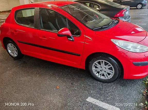 Peugeot 207 2008 photo 3