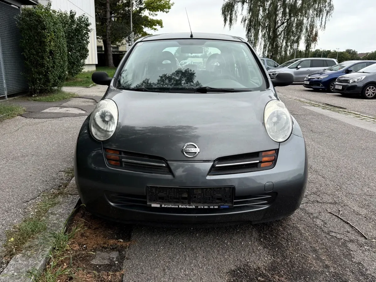 Nissan Micra 2004 photo 2