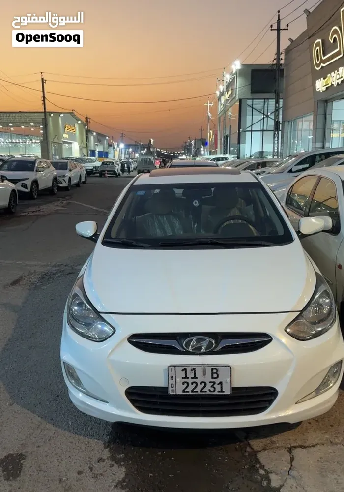 Hyundai Accent 2012 photo 3