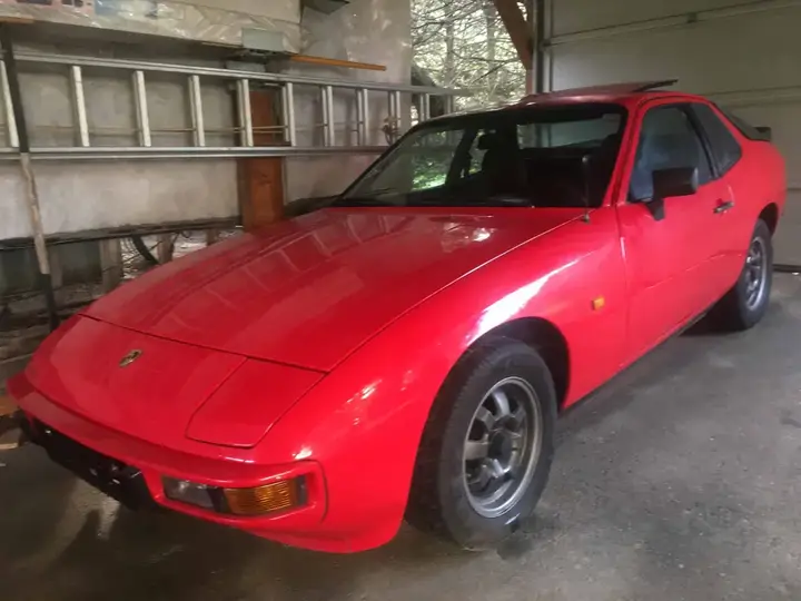 Porsche 924