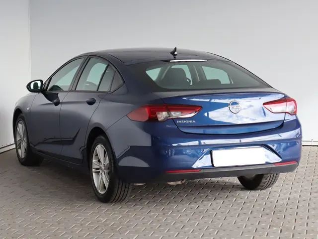 Opel Insignia 2020 photo 3