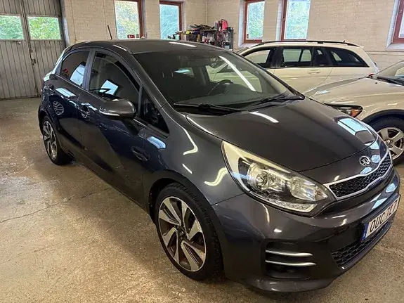 Kia Rio 2015 photo 2