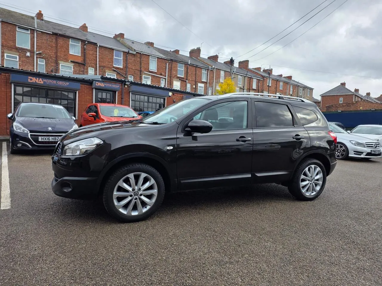 Nissan Qashqai 2012 photo 4