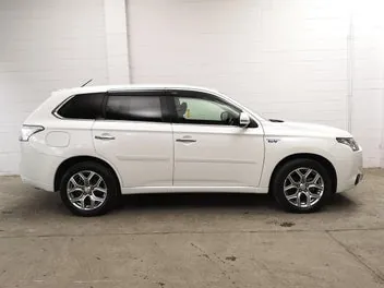 Mitsubishi Outlander 2014 photo 4