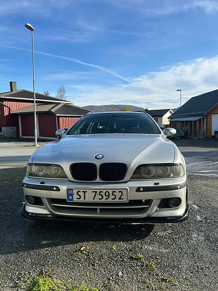 BMW 525D 2001 photo 2