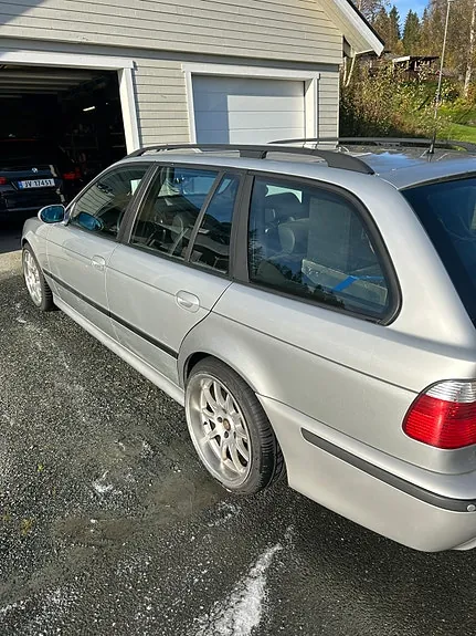 BMW 525D 2001 photo 3