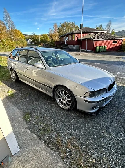 BMW 525D