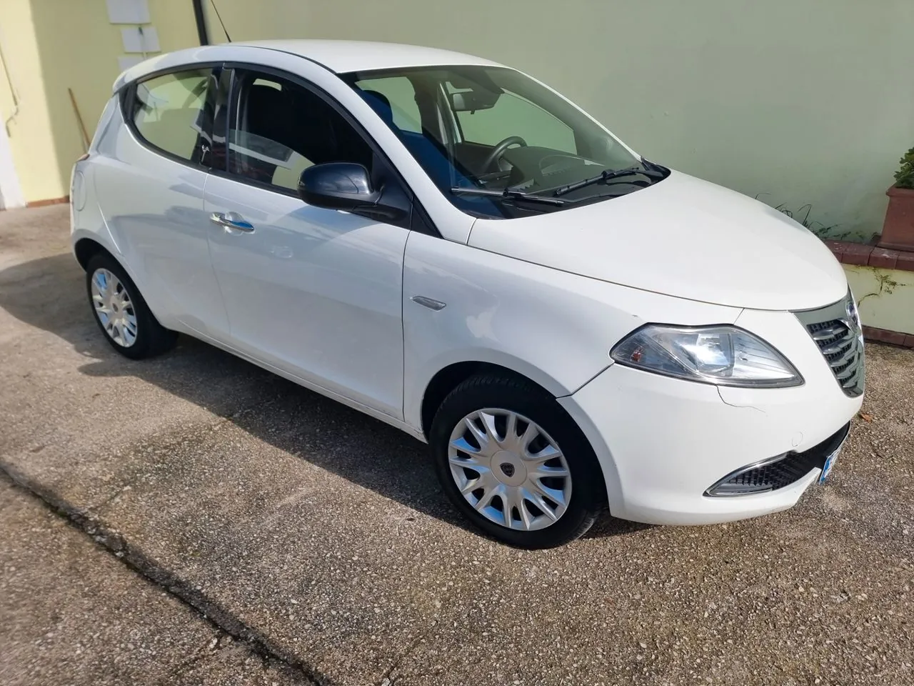 Lancia Ypsilon 2013 photo 3
