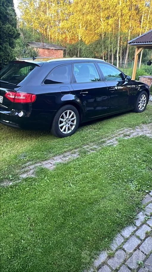 Audi A4 2014 photo 3